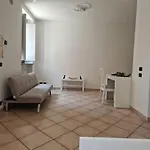 Lägenhet Casa Leo Malpensa *
